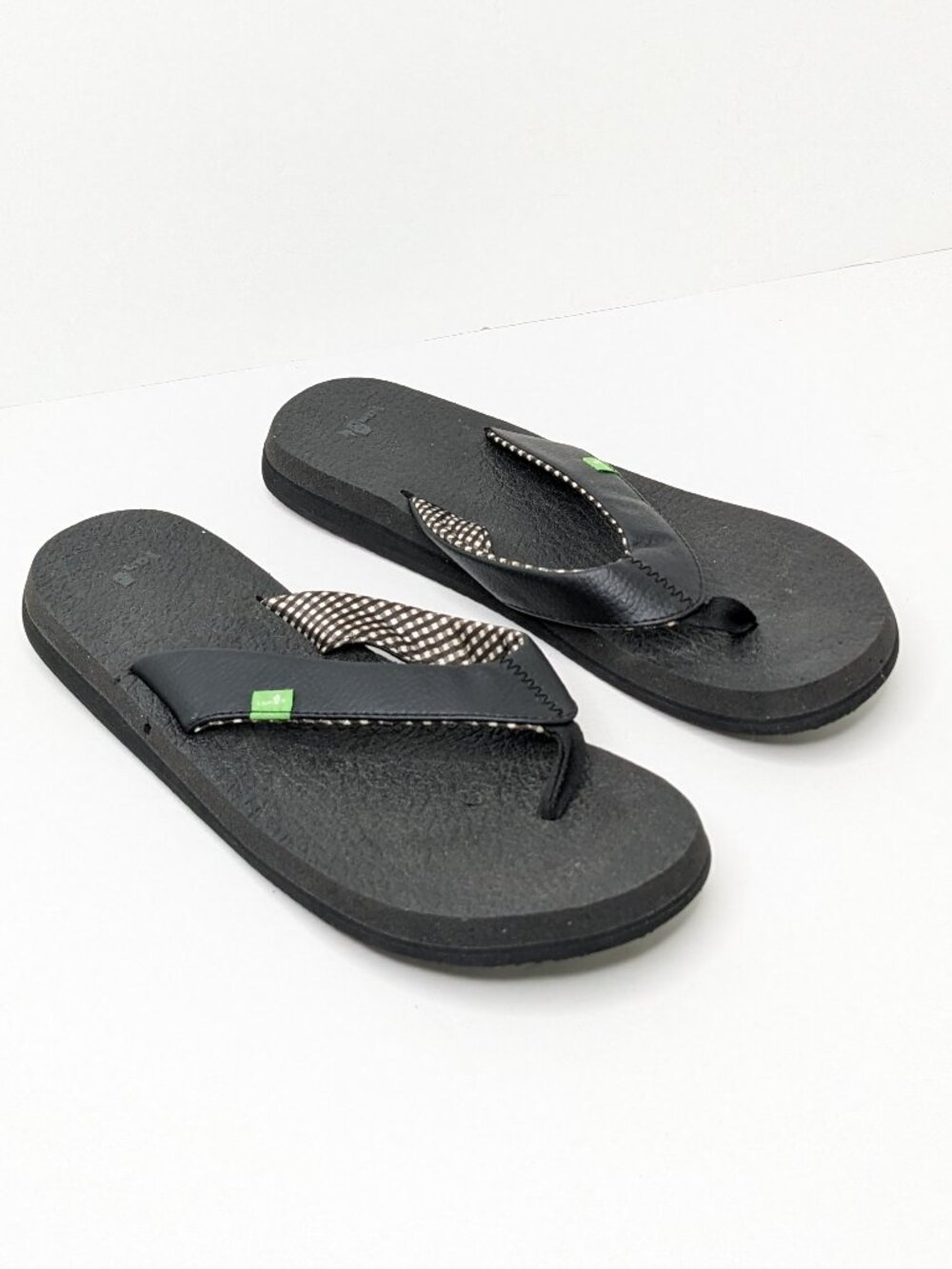 Sanuk Yoga Mat Flip-Flop Sandals Black Women's 9